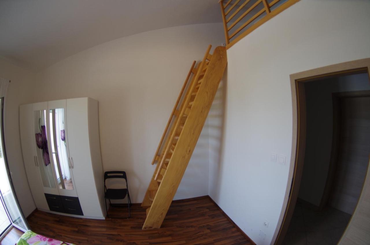 Holiday Apartments In House Sanja Rakalj Luaran gambar