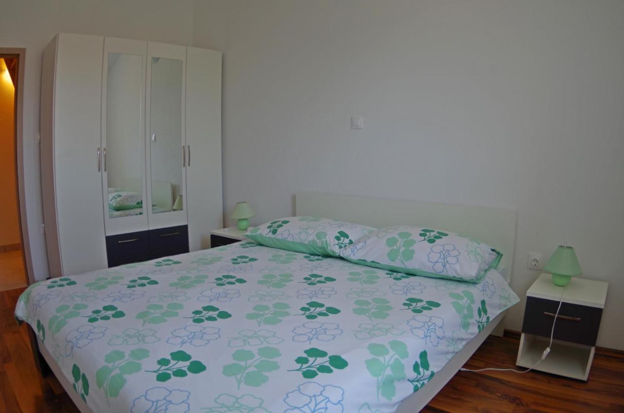 Holiday Apartments In House Sanja Rakalj Luaran gambar