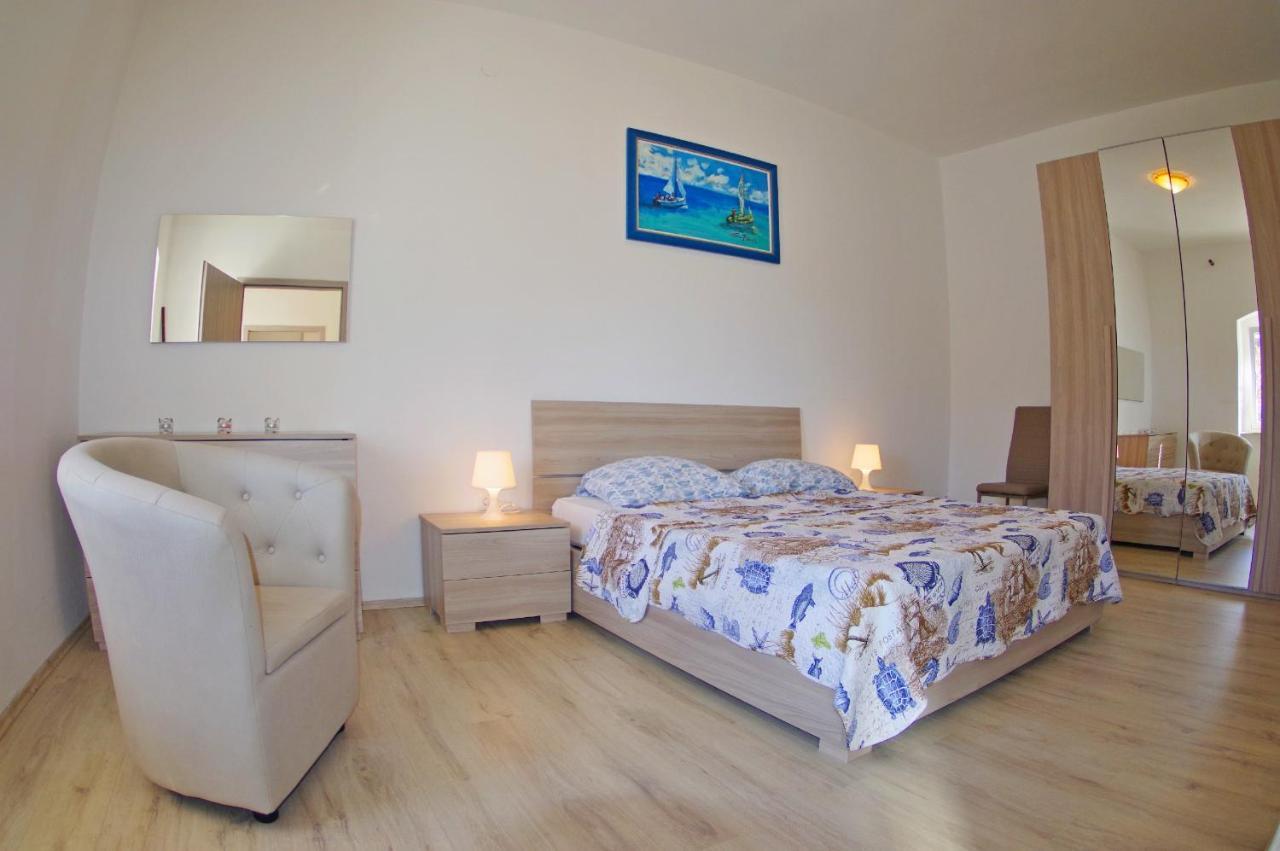 Holiday Apartments In House Sanja Rakalj Luaran gambar