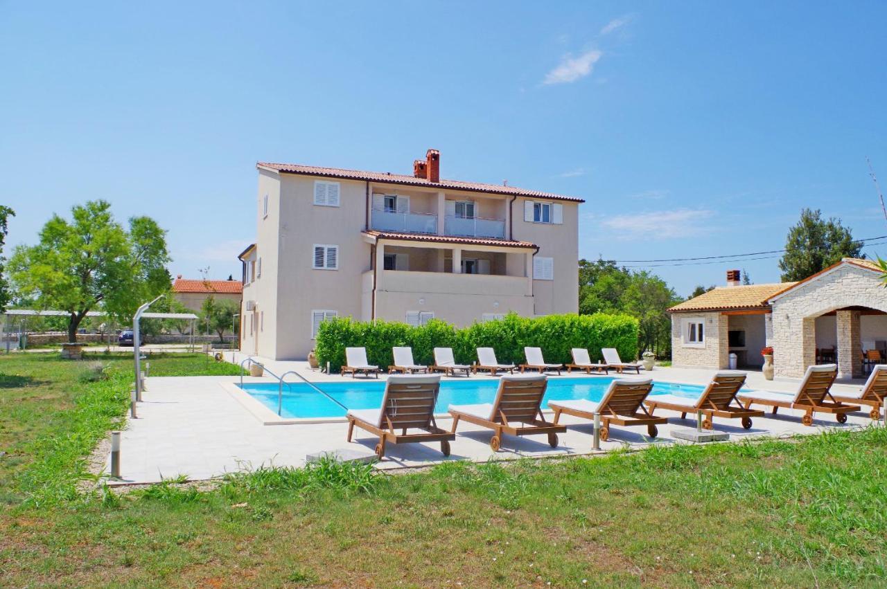 Holiday Apartments In House Sanja Rakalj Luaran gambar