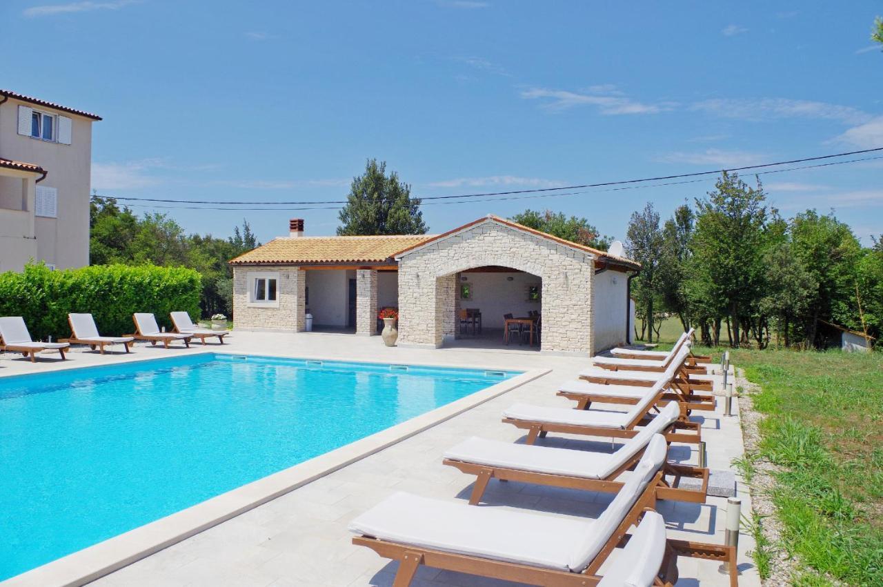 Holiday Apartments In House Sanja Rakalj Luaran gambar
